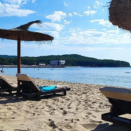 招待所 Family California 普里莫尔斯科