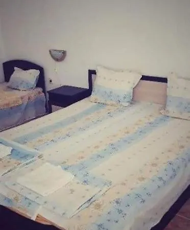 Family California 3*