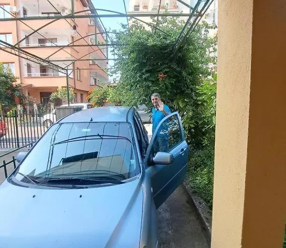 Гостевой дом Family California Приморско